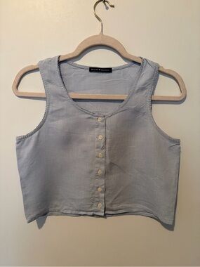 Brandy Melville 100% Linen Light Blue Button-Front Crop Top - O/S